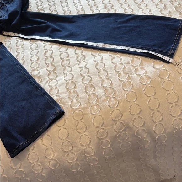 Halara Flex Mid Rise Pockets Casual Bootcut Navy Blue Jeans Size Medium NWT - Picture 9 of 9
